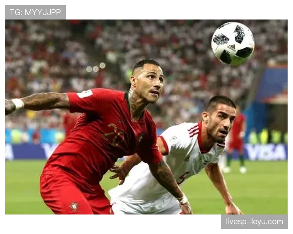 奥纳纳关键时刻力挽狂澜 助球队实现重要胜利