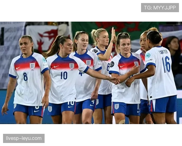 女足欧洲杯激情对决精彩回顾：绿茵场上绽放荣耀时刻