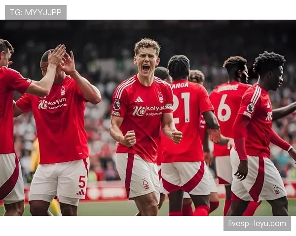 佩里西奇助热刺状态回暖,强势展现英超竞争力 佩里西奇助热刺状态回暖,强势展现英超竞争力