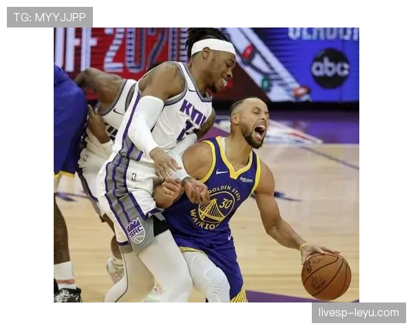 南安普顿防守体系焕然一新,攻守平衡助力状态强势回暖 南安普顿防守体系焕然一新,攻守平衡助力状态强势回暖