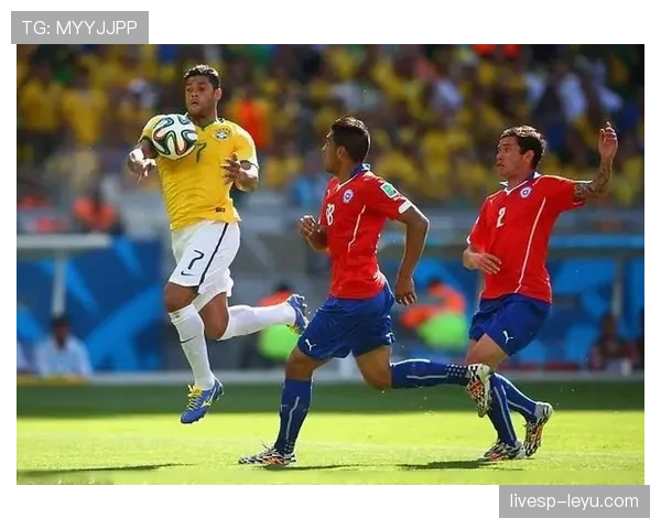 手球助攻判定难点解析：什么情况下算犯规影响进球？